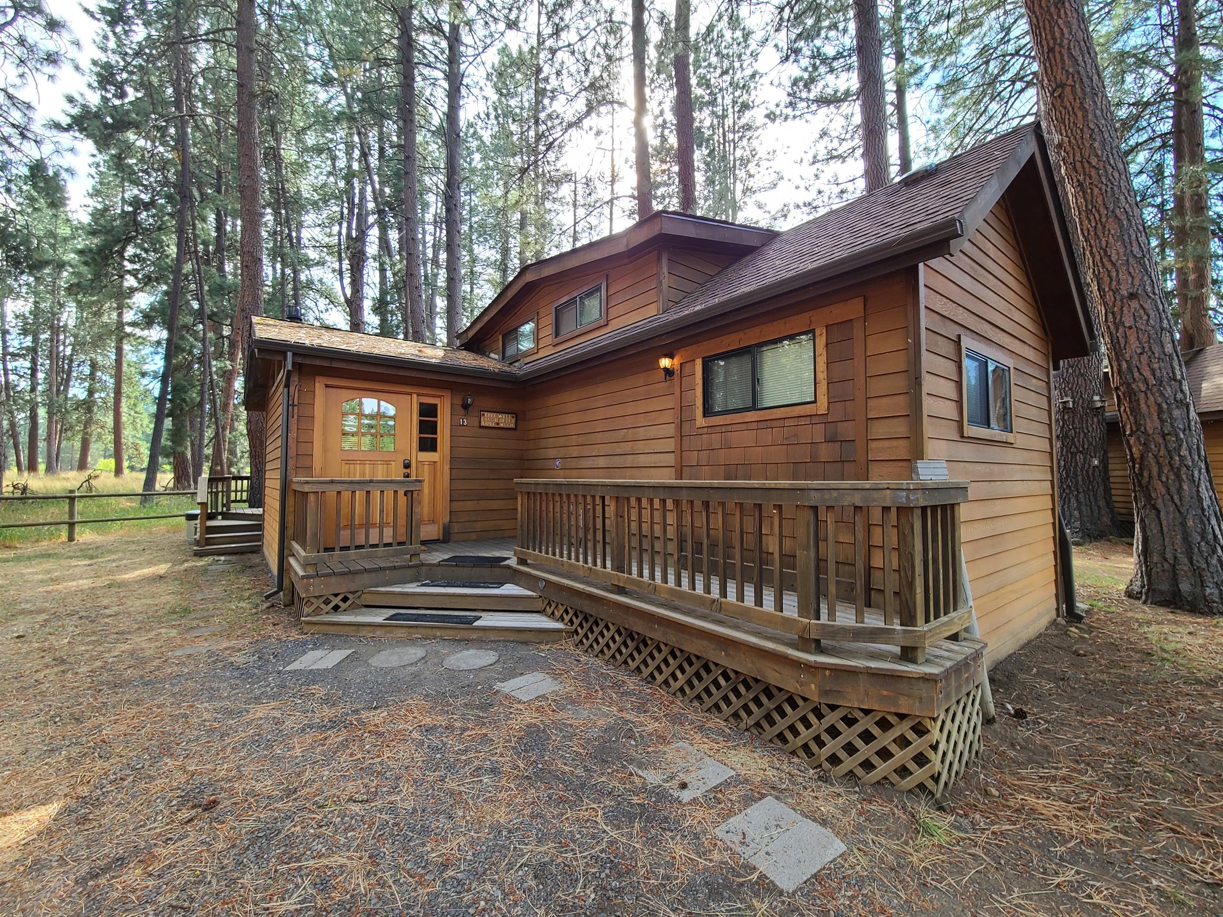 Cottonwood Cabin at Cold Springs Resort in Camp Sherman, Oregon