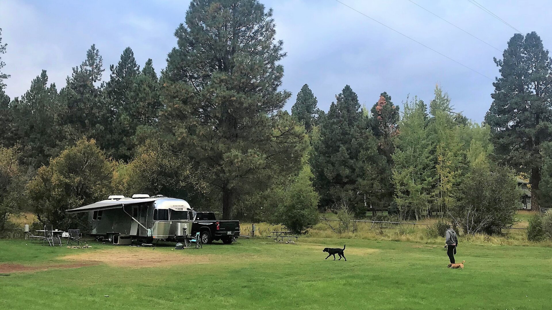 Cold Springs Resort and RV Park in Camp Sherman, Oregon Creekside RV 3